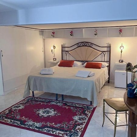 Hotel Beb Boreale à Naples Extérieur photo